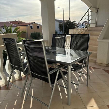 Apartman J&B Apartman Vir Kültér fotó