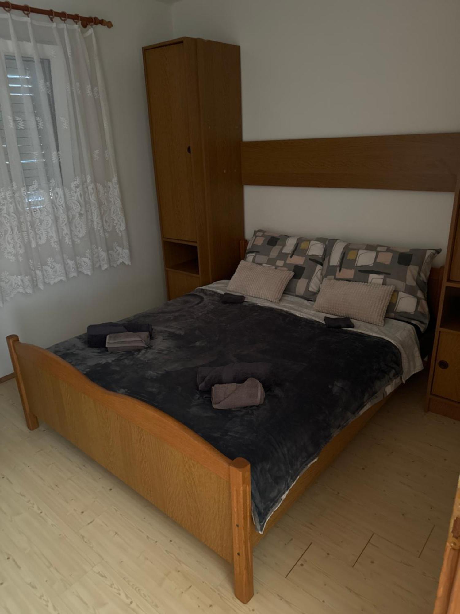 Apartman J&B Apartman Vir Kültér fotó